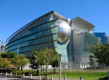 Le Dome Gaia au musée des sciences et de l'innovation du Miraikan (Tokyo)