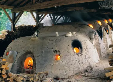 Les fours artisanaux de Mashiko, lieu de naissance de l'artisanat Mingei.