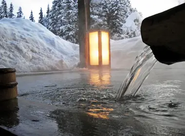 An outdoor bath (rotemburo) of Osawayama Onsen in the Japanese Alps.