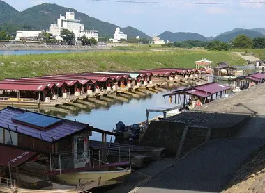 Les bateaux pour l'ukai