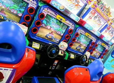 In the many arcade Tokyo rooms, players can find all styles of games. In the many arcade Tokyo rooms, players can find all styles of games.