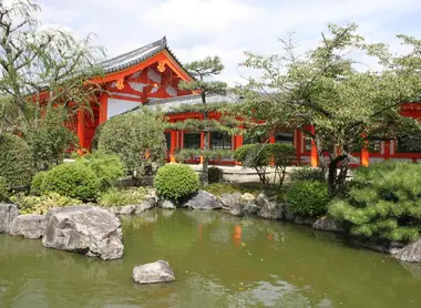 Autour du Sanjûsangendô à Kyoto.