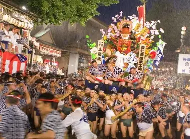 Holders of kazariyama each have a well-defined in order to properly maneuver the tank a ton role.