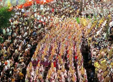 The dances of the Awa Odori in Tokushima.