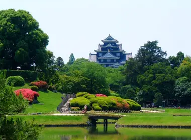 El Castillo Okayama visto desde el Koraku-en.