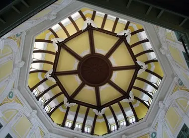 Le dôme de la gare.