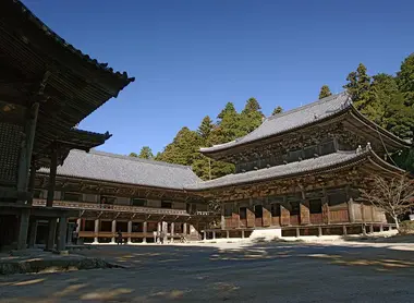 L'enceinte principale du temple Engyô-ji, à Himeji.