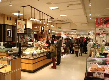 Stands de nourriture en sous-sol