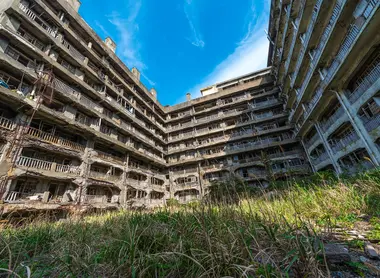 L'île en ruine de Gunkanjima L'île en ruine de Gunkanjima