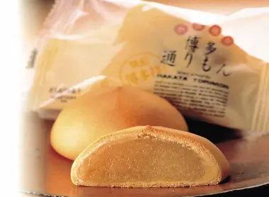 Le Hakata Torimon http://image.rakuten.co.jp/meigetsudo/cabinet/02049555/img56035338.jpg