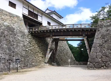 Le pont du Tenbi Yagura 
