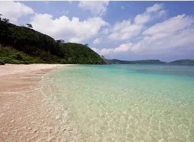 La plage Shirahama, Iriomote