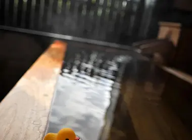 Un bain japonais en bois Un bain japonais en bois