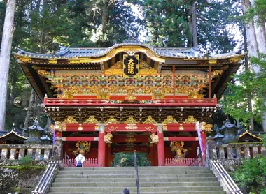 La porte Nitenmon du Teiyuin La porte Nitenmon du Teiyuin