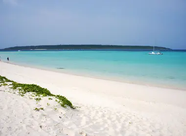 La plage de Yonaha Maehama, Miyakojima