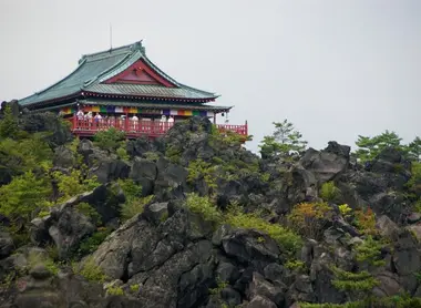 Le temple Onioshidashien dans le parc Onioshidashi.