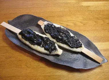 Les fameux Gohei Mochi de Narai Juku Les fameux Gohei Mochi de Narai Juku