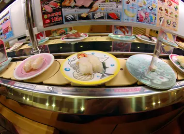 Les sushi du kaitenzushi Kita-Tatsumi à Osaka