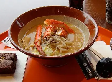 El delicioso ramen de cangrejo de Hokkaido. El delicioso ramen de cangrejo de Hokkaido.