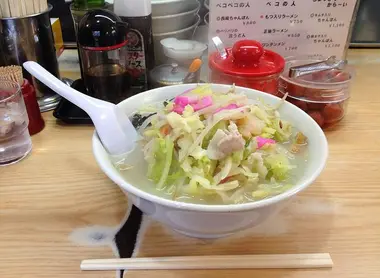 El champon, un estilo de ramen típico de Nagasaki.