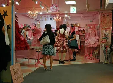 Un magasin spécialement dédié à la mode Lolita Un magasin spécialement dédié à la mode Lolita