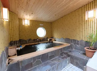 Le bain extérieur de l'Otome yu.