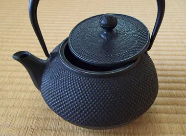 Théière Nambutetsu