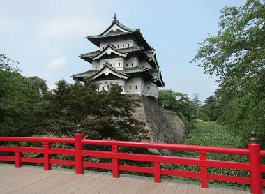 Le château de Hirosaki à Aomori. Le château de Hirosaki à Aomori.