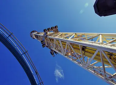 La tour de chute La tour de chute