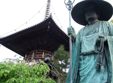 Le temple Tatsue-ji, n°19, dans la préfecture de Tokushima Le temple Tatsue-ji, n°19, dans la préfecture de Tokushima