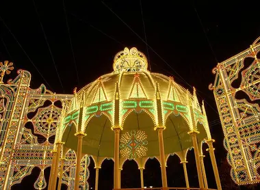 La composition des lampes donne des effets saisissants