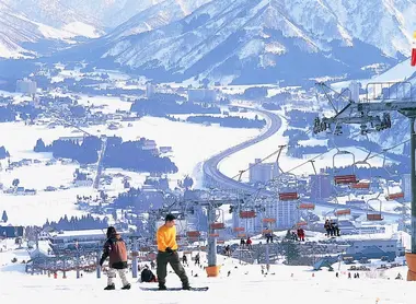 La station de ski de Yuzawa, dans la préfecture de Niigata La station de ski de Yuzawa, dans la préfecture de Niigata
