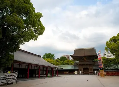 Le sanctuaire Hakozaki à Fukuoka Le sanctuaire Hakozaki à Fukuoka