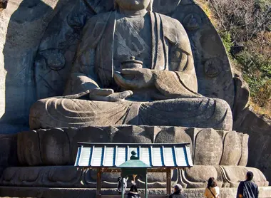 Le grand bouddha assis de Nokogiriyama Le grand bouddha assis de Nokogiriyama