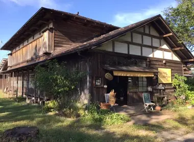 Une boutique sur le site du musée des pionniers de Matsugaoka Une boutique sur le site du musée des pionniers de Matsugaoka