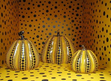 "Kabocha", les courges tachetées de Yayoi Kusama