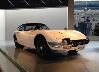 Une Toyota 2000GT, exposée au musée de l'automobile Toyota Une Toyota 2000GT, exposée au musée de l'automobile Toyota