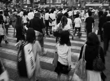 La foule dense du quartier de Shibuya à Tokyo La foule dense du quartier de Shibuya à Tokyo
