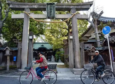 Balade en vélo le long des temples et sanctuaires d'Osaka
