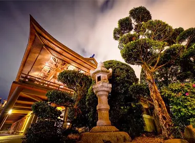 Le sanctuaire Kasuga taisha à Nara, lors du festival des lanternes 
