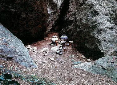 Objets rituels utilisés lors des cérémonies entre le 4e et 9e siècle, sur l'île d'Okinoshima Objets rituels utilisés lors des cérémonies entre le 4e et 9e siècle, sur l'île d'Okinoshima