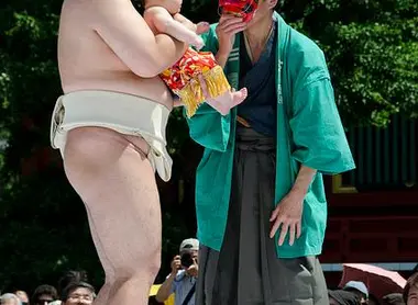 nakizumo matsuri