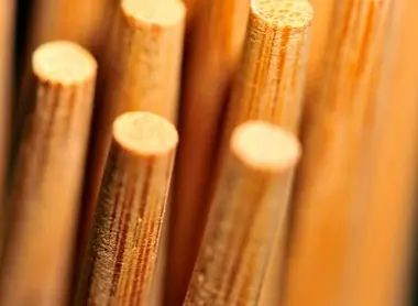Détail baguettes japonaises en bois