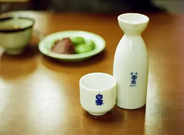 Shuki, le service à saké