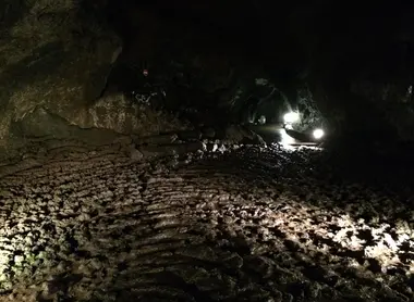 Saiko Bat Cave Grotte aux Chauves-Souris