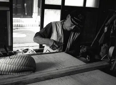 La fabrication des tatami se fait à la main La fabrication des tatami se fait à la main