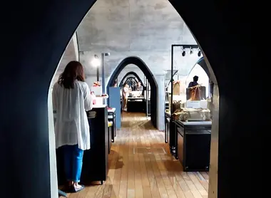 interieur-maach-ecute-kanda-manseibashi