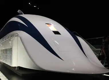 Ancien modèle de Maglev aujourd'hui exposé au musée ferroviaire de Nagoya Ancien modèle de Maglev aujourd'hui exposé au musée ferroviaire de Nagoya