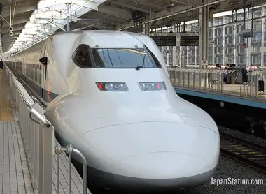 Les JR Pass permettent de prendre le fameux shinkansen, ici sur la ligne Tokaido