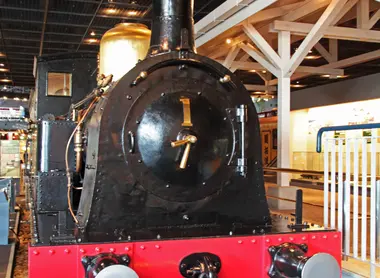 La toute première locomotive à vapeur introduite au Japon, de construction anglaise.